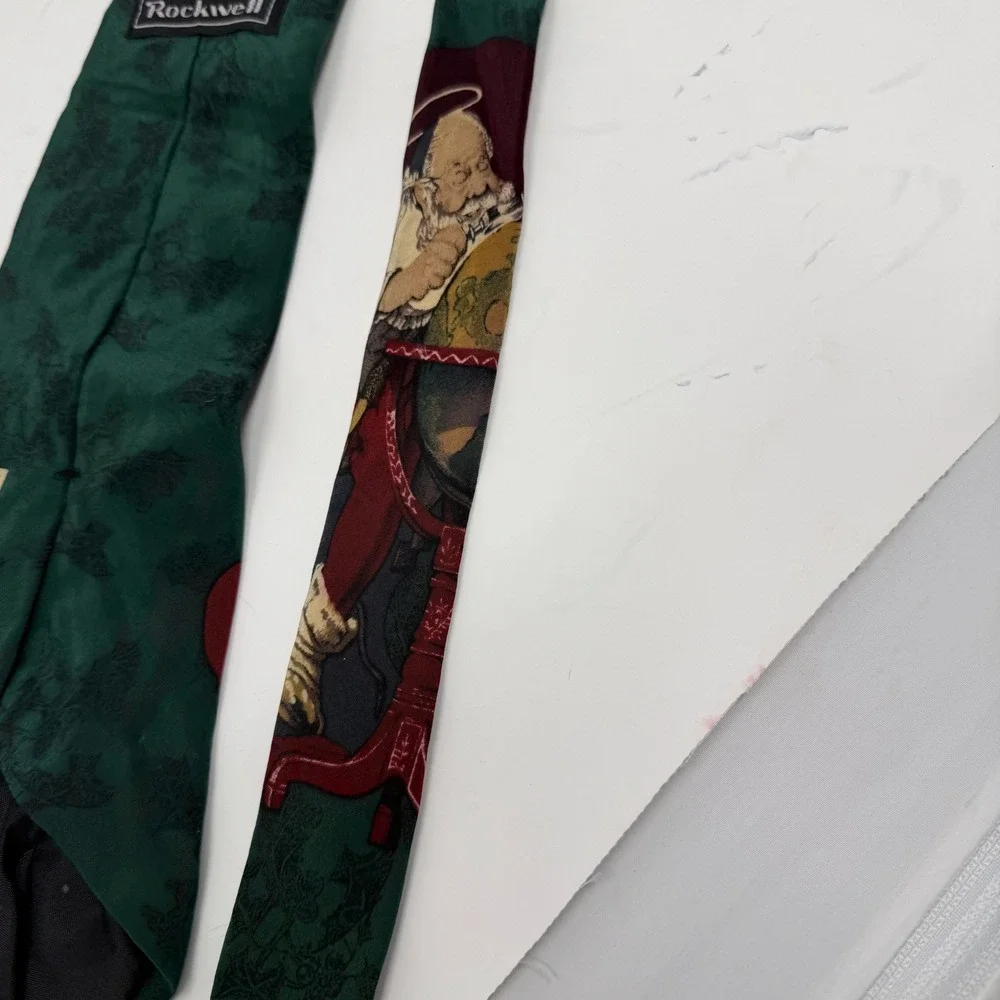 Norman Rockwell Saturday Evening Post Santa Globe Silk Christmas Tie Green Mens